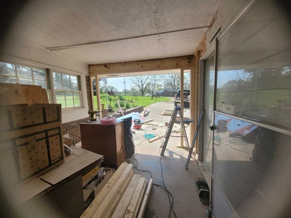 Air movers and dehumidifier for Water Mitigation Services in South Run